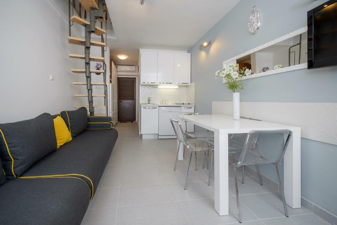 Top Location! Beach & Center Apt 4 Bol Exterior photo